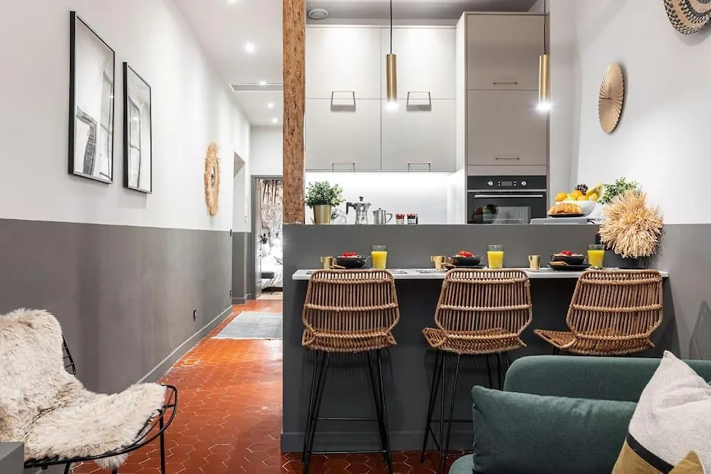 La Croix - Old Town Modern Apartment - 2 Bedrooms Nice