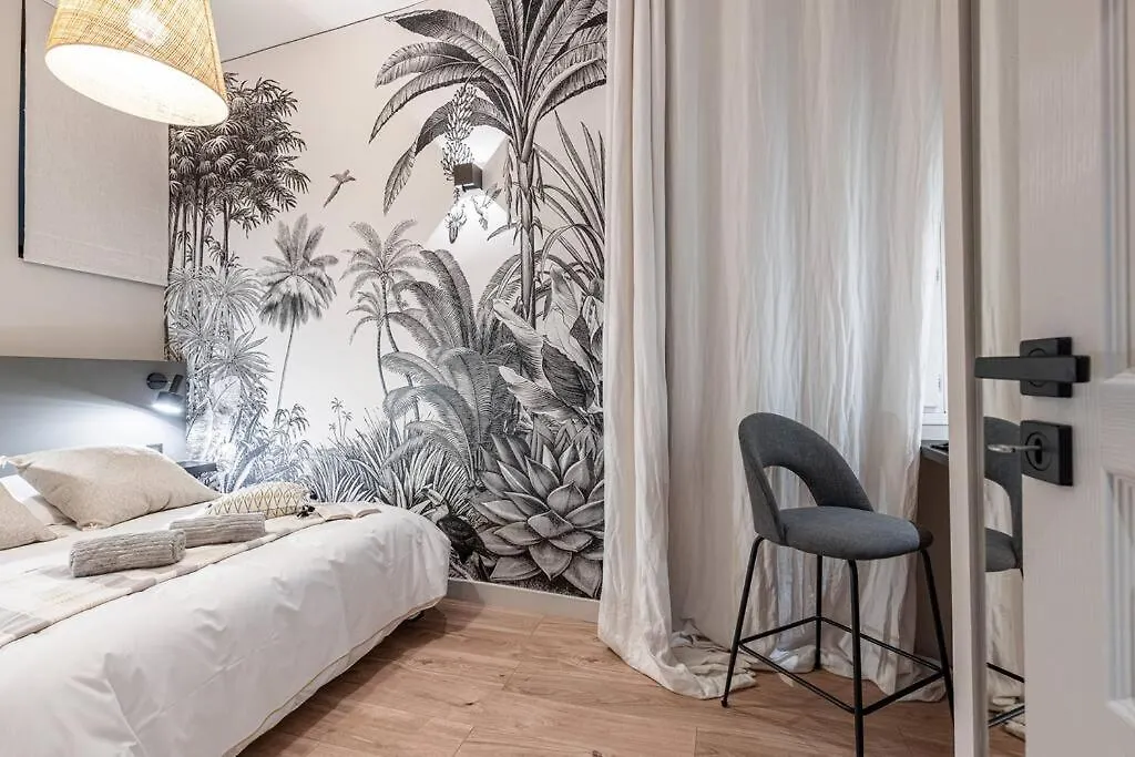 La Croix - Old Town Modern Apartment - 2 Bedrooms Nizza