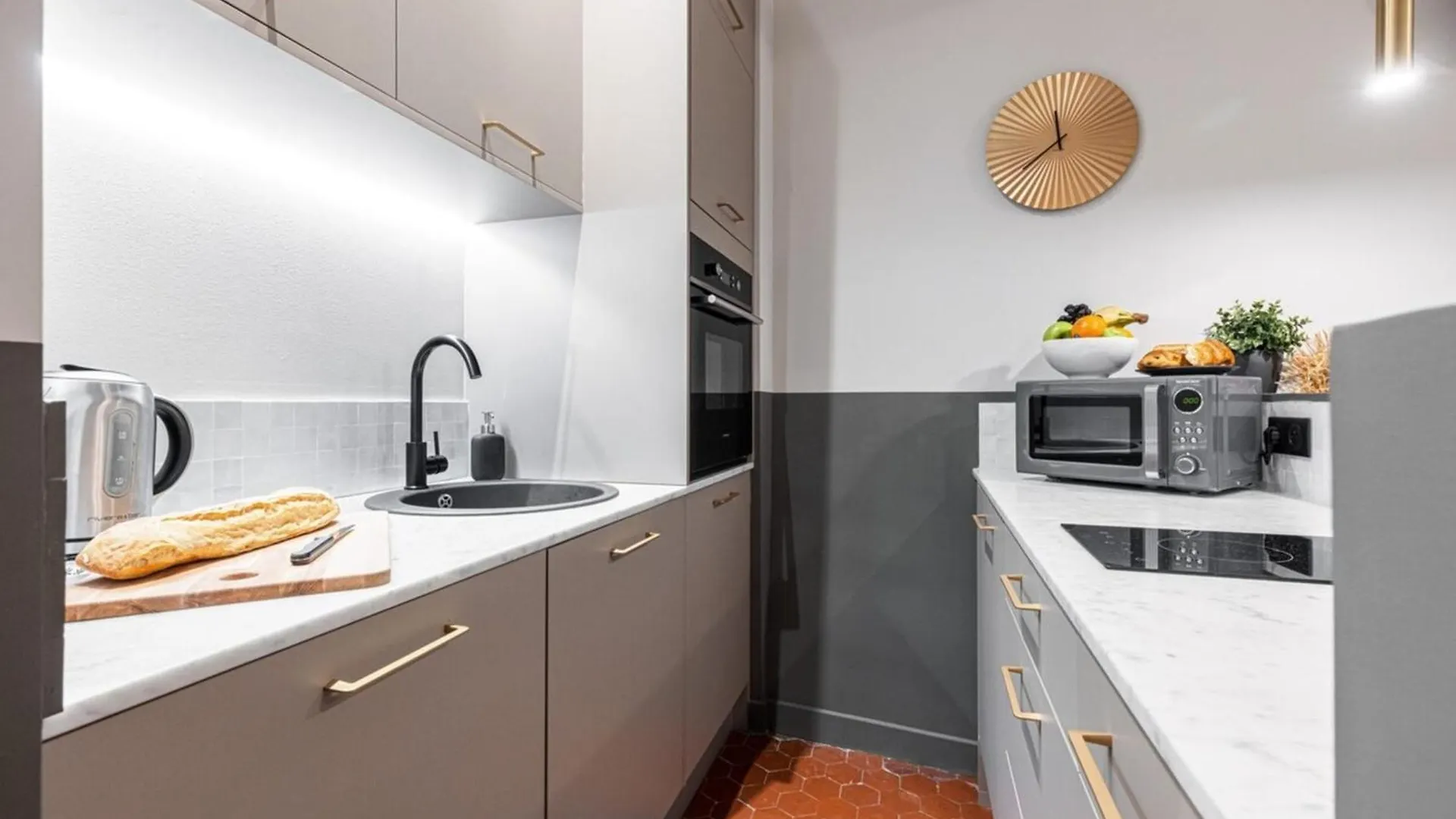 La Croix - Old Town Modern Apartment - 2 Bedrooms Nizza